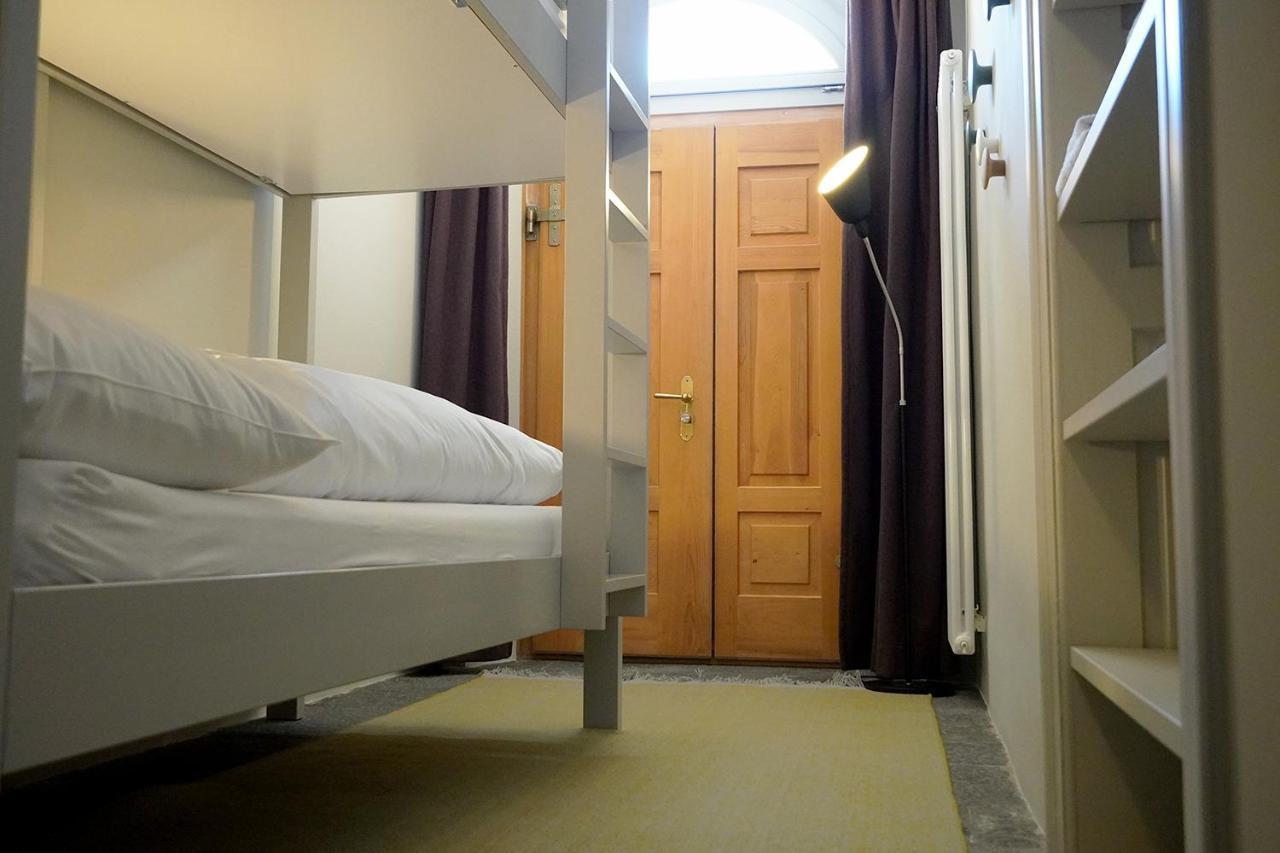 Chasa Fent, Sent Scuol Im Engadin Apartment Exterior photo